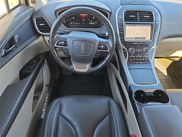 Used 2019 Lincoln Nautilus Select image 14