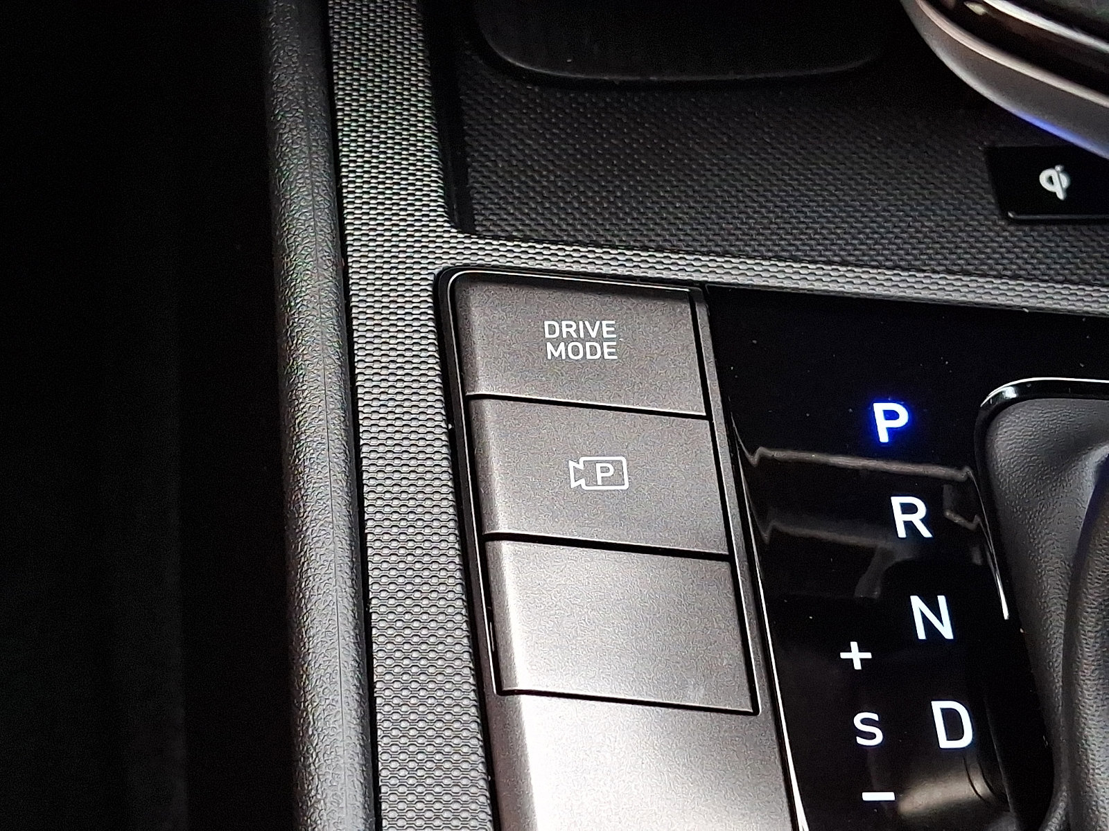 Certified 2025 Hyundai Elantra Sport FWD image 26