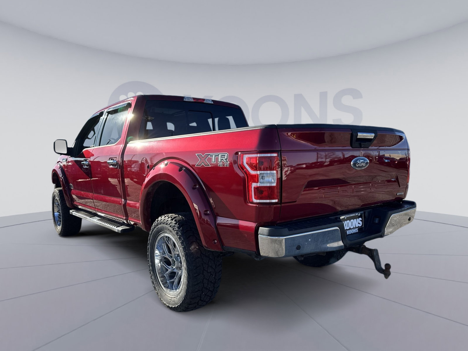 Used 2018 Ford F150 XLT w/ Equipment Group 302A Luxury image 4
