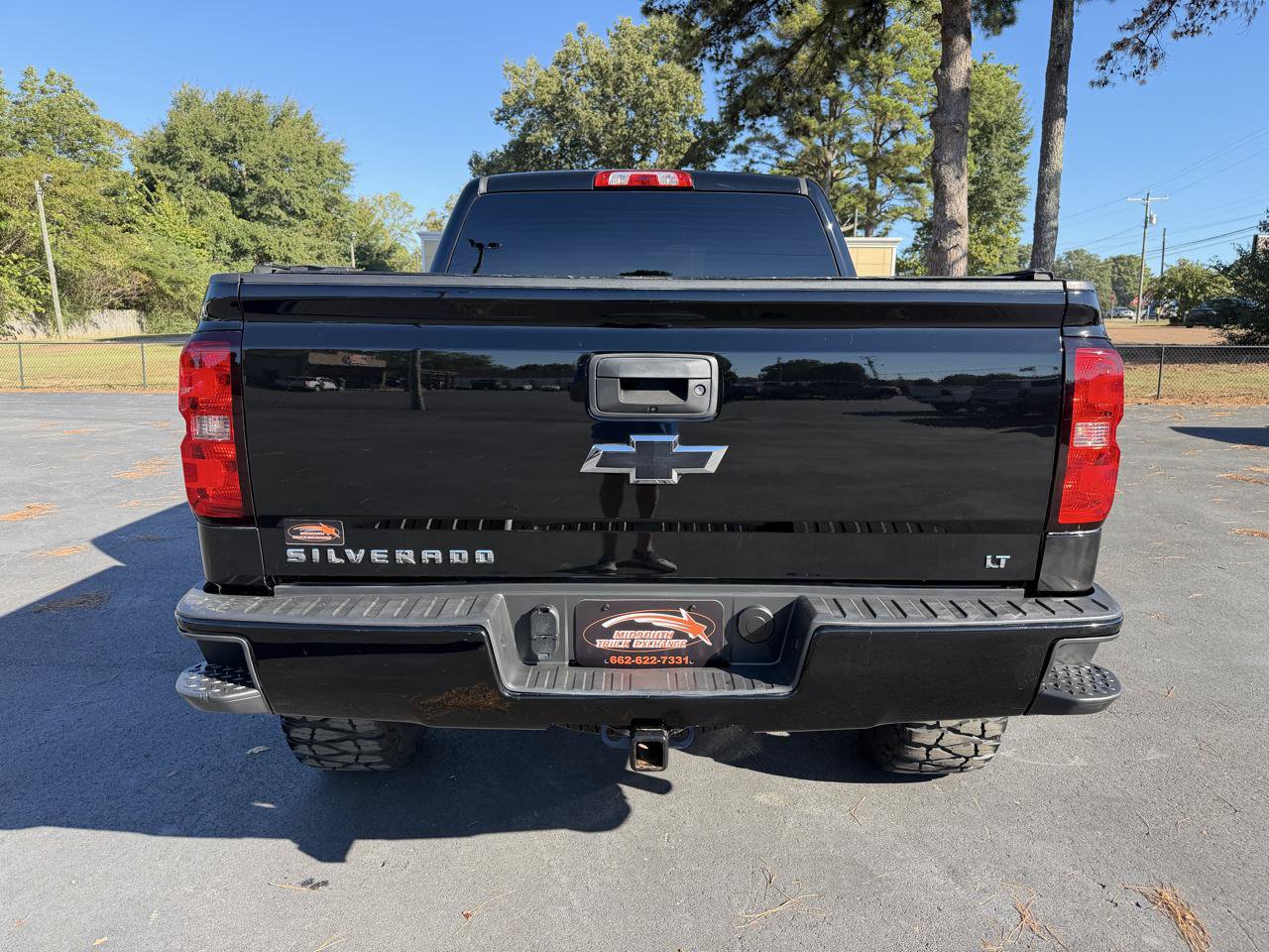 Used 2018 Chevrolet Silverado 1500 LT w/ All Star Edition AWD/4WD image 3