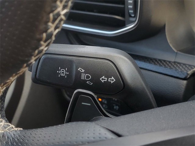 Certified 2020 Ford Explorer ST w/ Premium Technology Package image 18