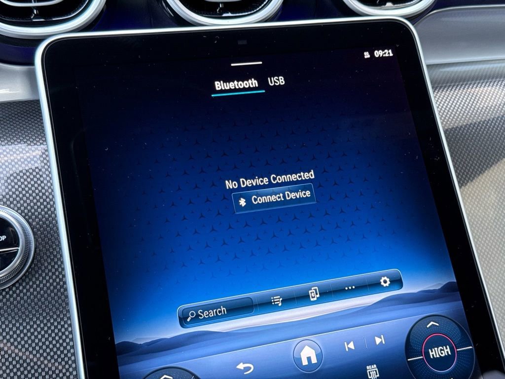 Certified 2025 Mercedes-Benz GLC 43 AMG 4MATIC image 7