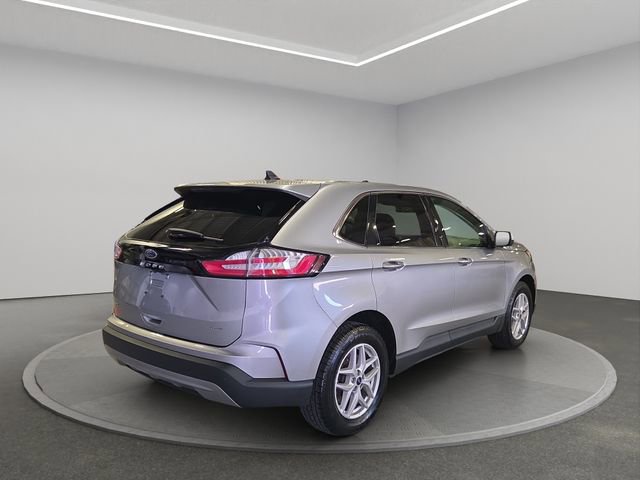 Used 2022 Ford Edge SEL image 8