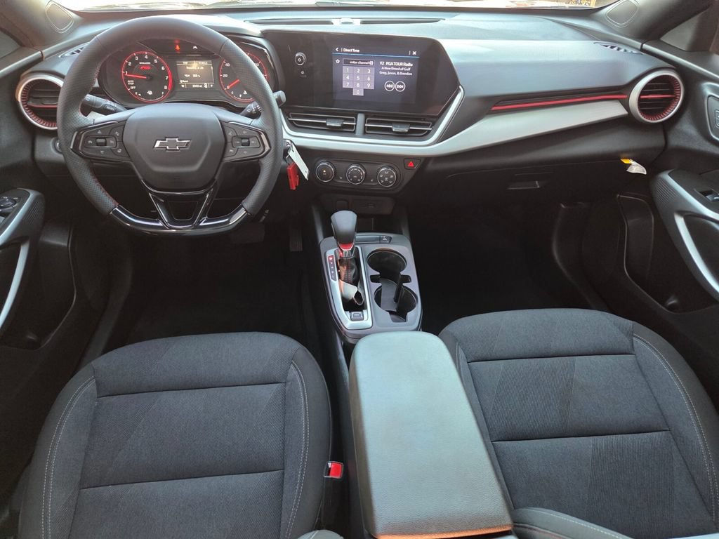 Used 2024 Chevrolet Trax RS FWD image 8