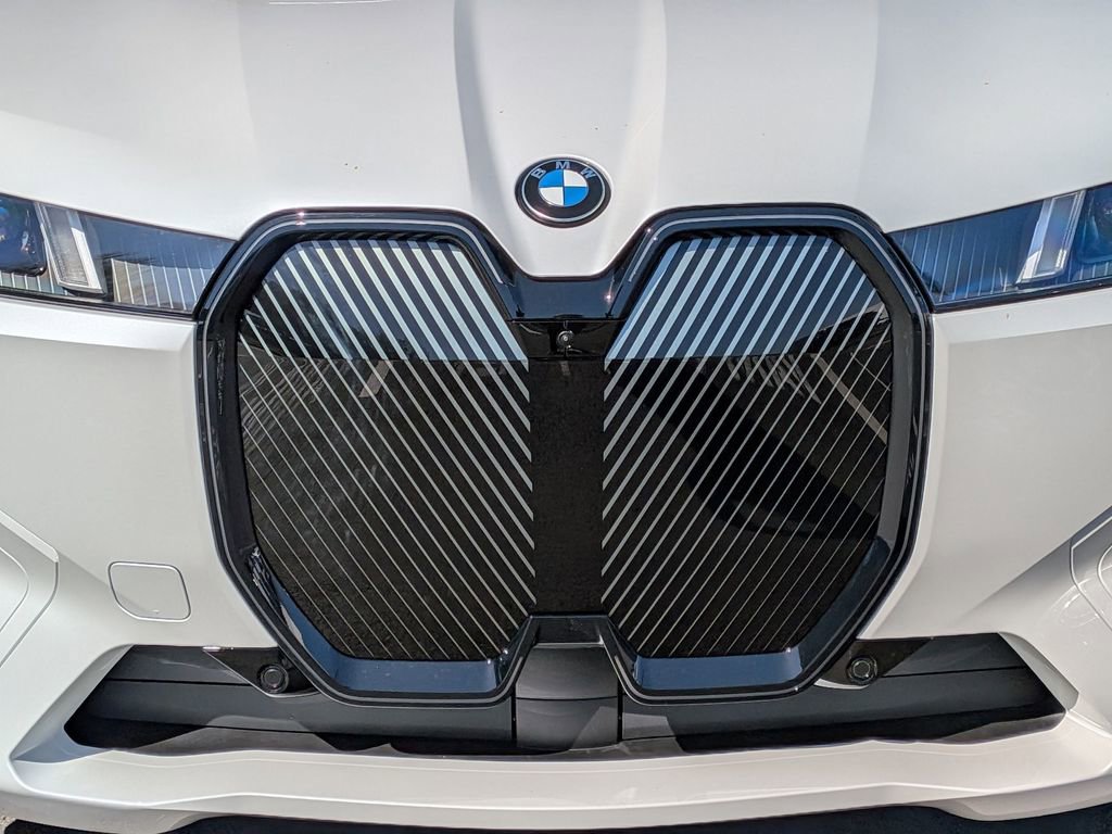 New 2026 BMW iX xDrive45 w/ Premium Package image 35