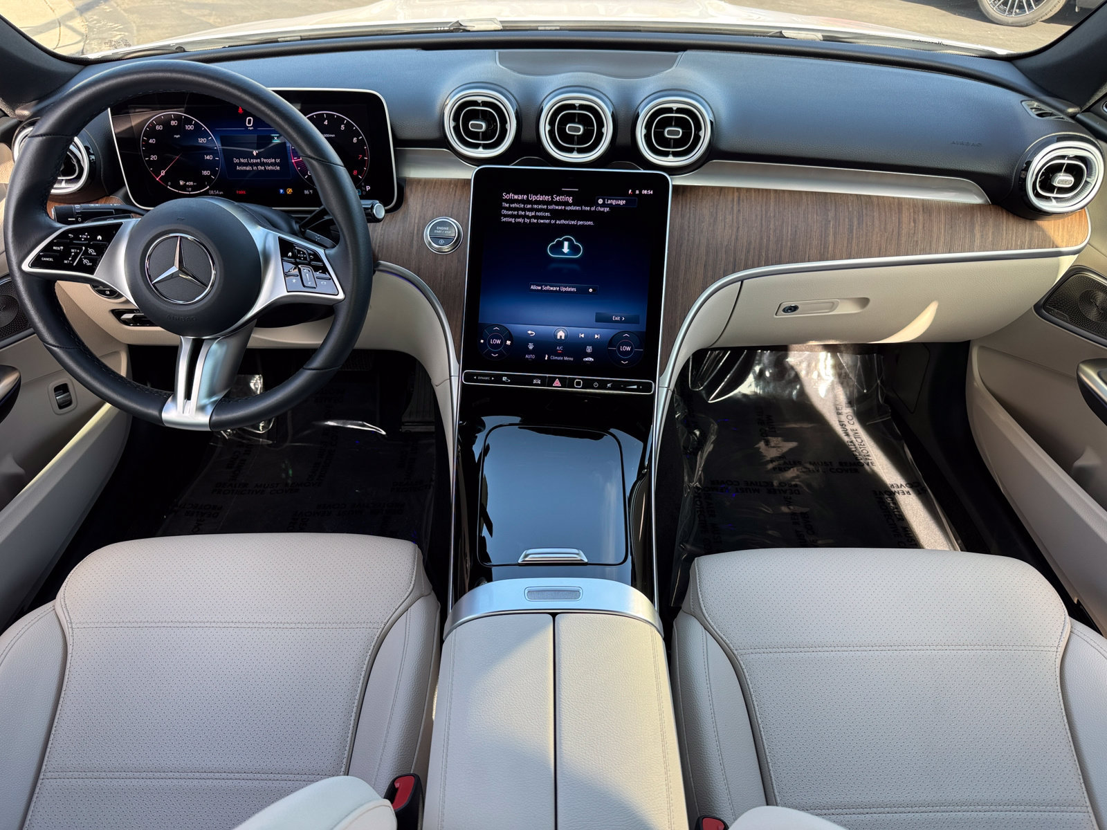 Used 2025 Mercedes-Benz C 300 Sedan image 11