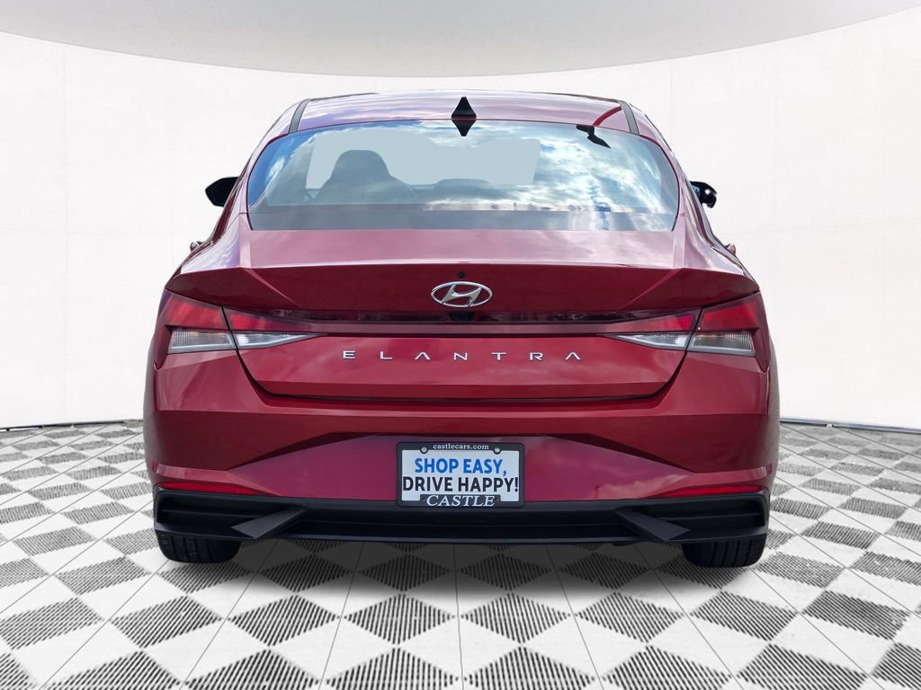 Used 2023 Hyundai Elantra SEL w/ Convenience Package FWD image 20
