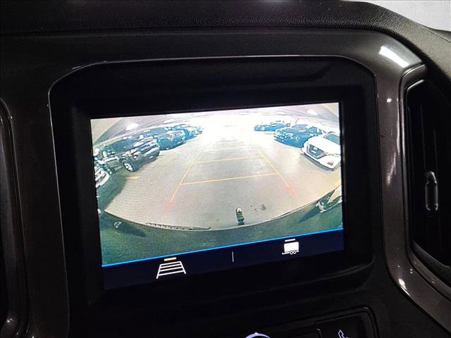 Used 2020 Chevrolet Silverado 1500 Custom w/ Custom Value Package image 12