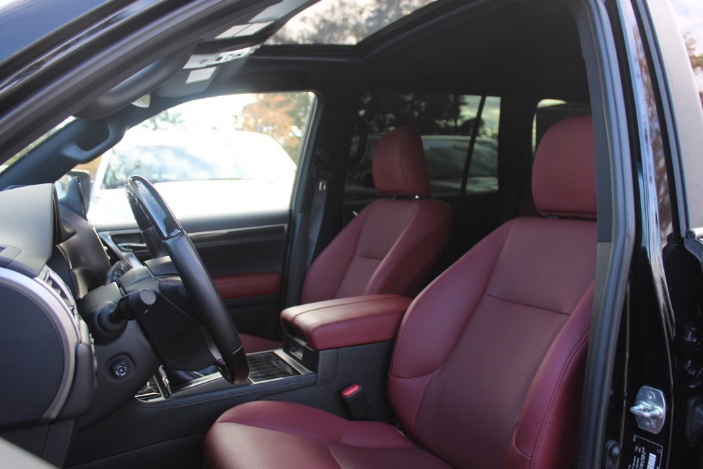 Used 2023 Lexus GX 460 Premium w/ Premium Package image 5