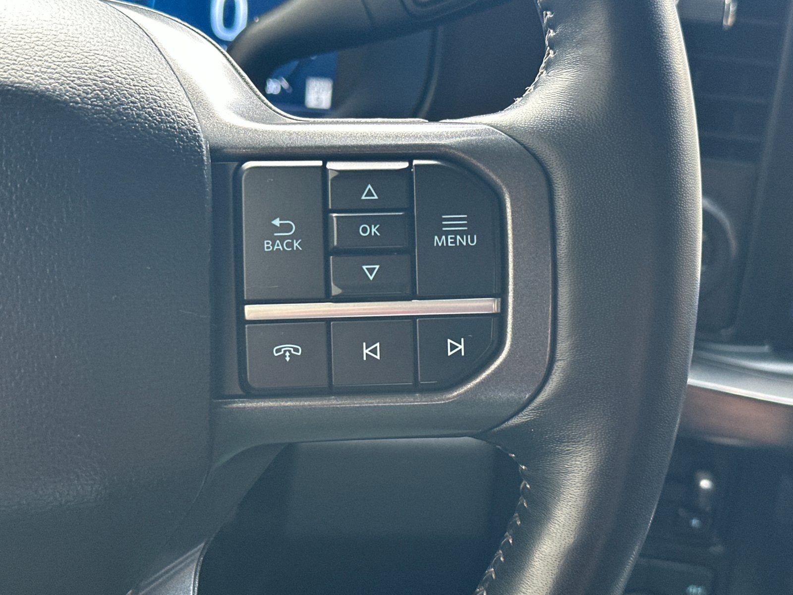 Used 2024 Ford F350 Lariat w/ Lariat Ultimate Package AWD/4WD image 30
