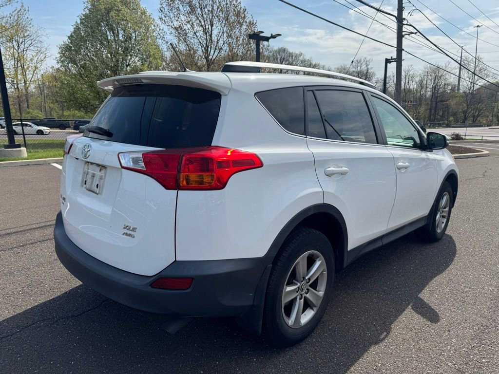 Used 2015 Toyota RAV4 XLE image 4