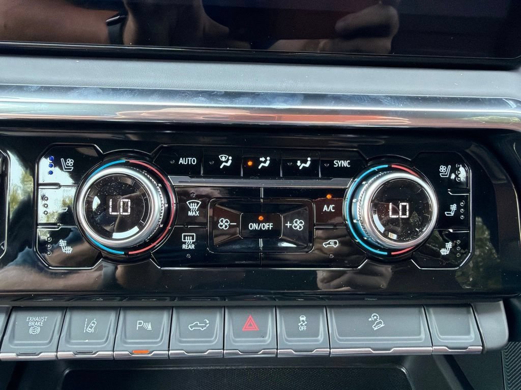 New 2026 GMC Sierra 2500 Denali Ultimate AWD/4WD image 31