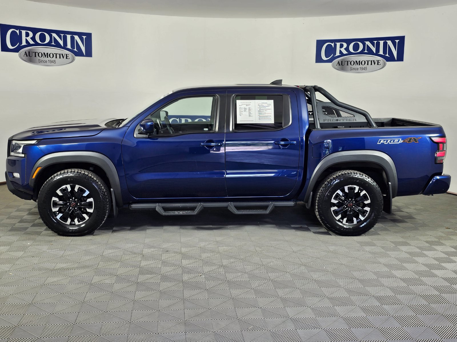 Used 2022 Nissan Frontier PRO-4X w/ Technology Package AWD/4WD image 35