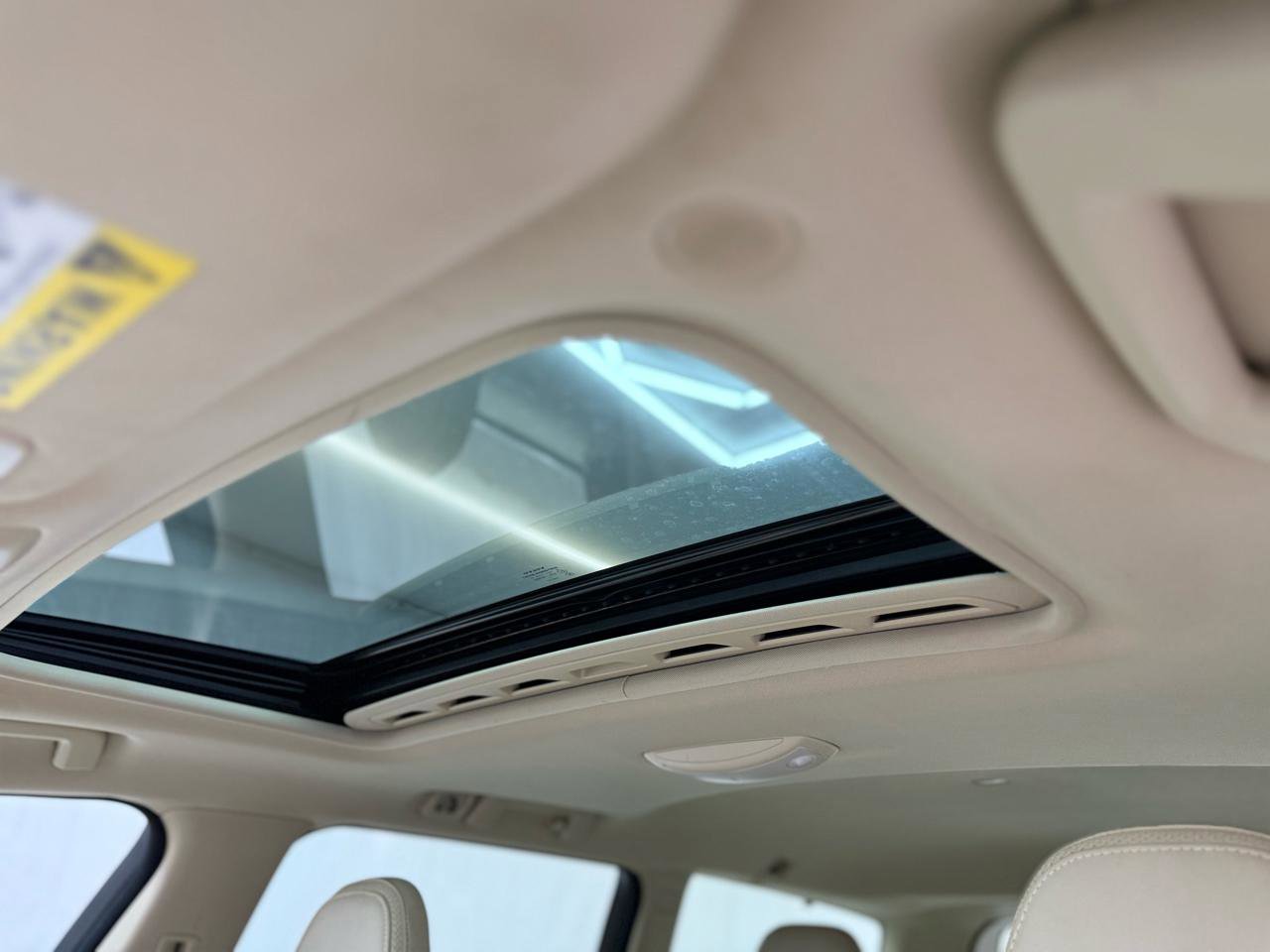 Used 2016 Volvo XC70 T5 Premier w/ Proximity Package AWD/4WD image 11