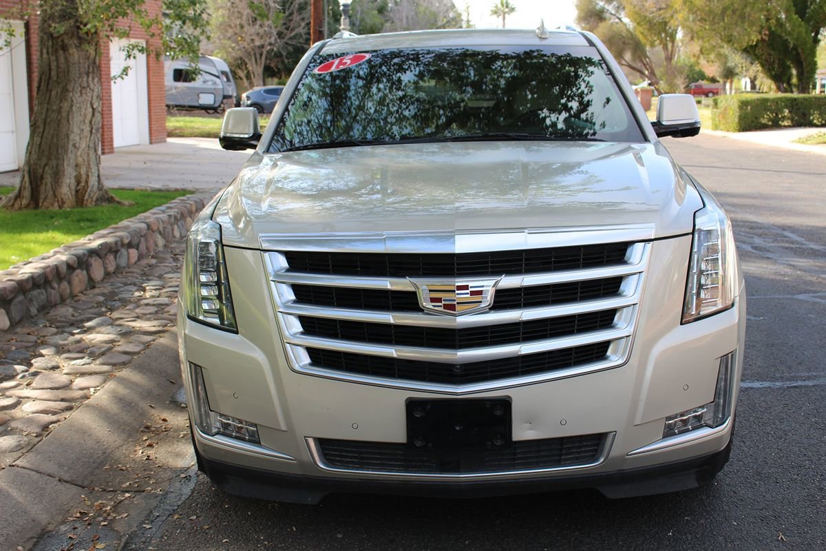 Used 2015 Cadillac Escalade ESV Premium image 61