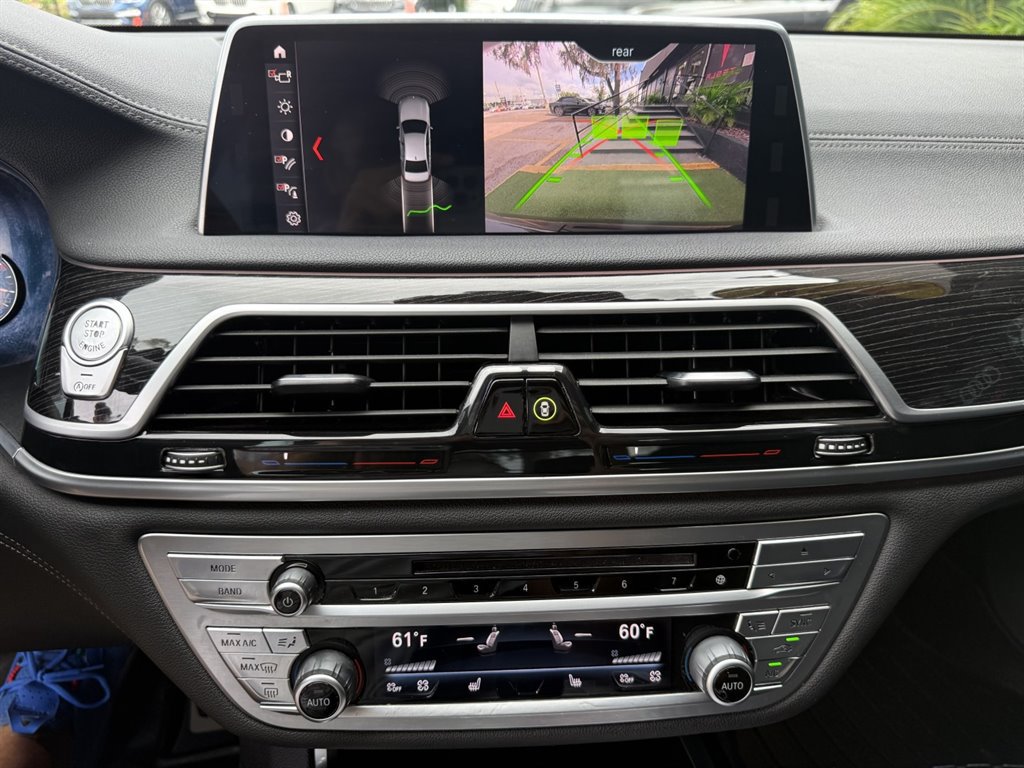 Used 2019 BMW 740i w/ M Sport Package RWD image 28