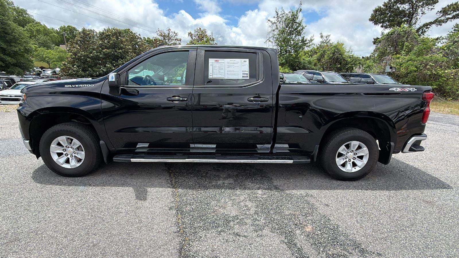 Certified 2021 Chevrolet Silverado 1500 LT w/ Bed Protection Package AWD/4WD image 8