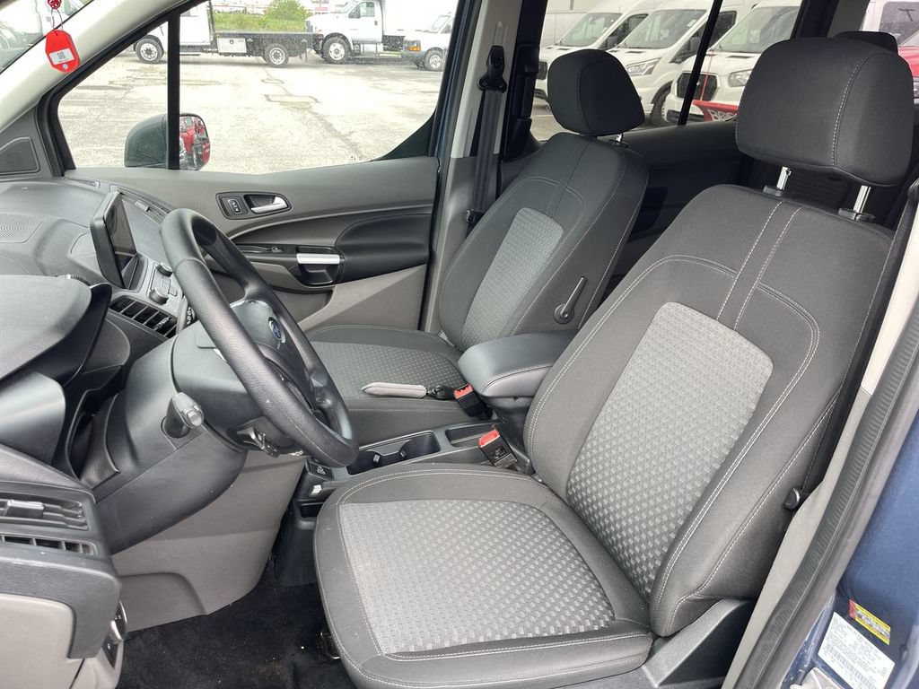 Used 2023 Ford Transit Connect XLT FWD image 4