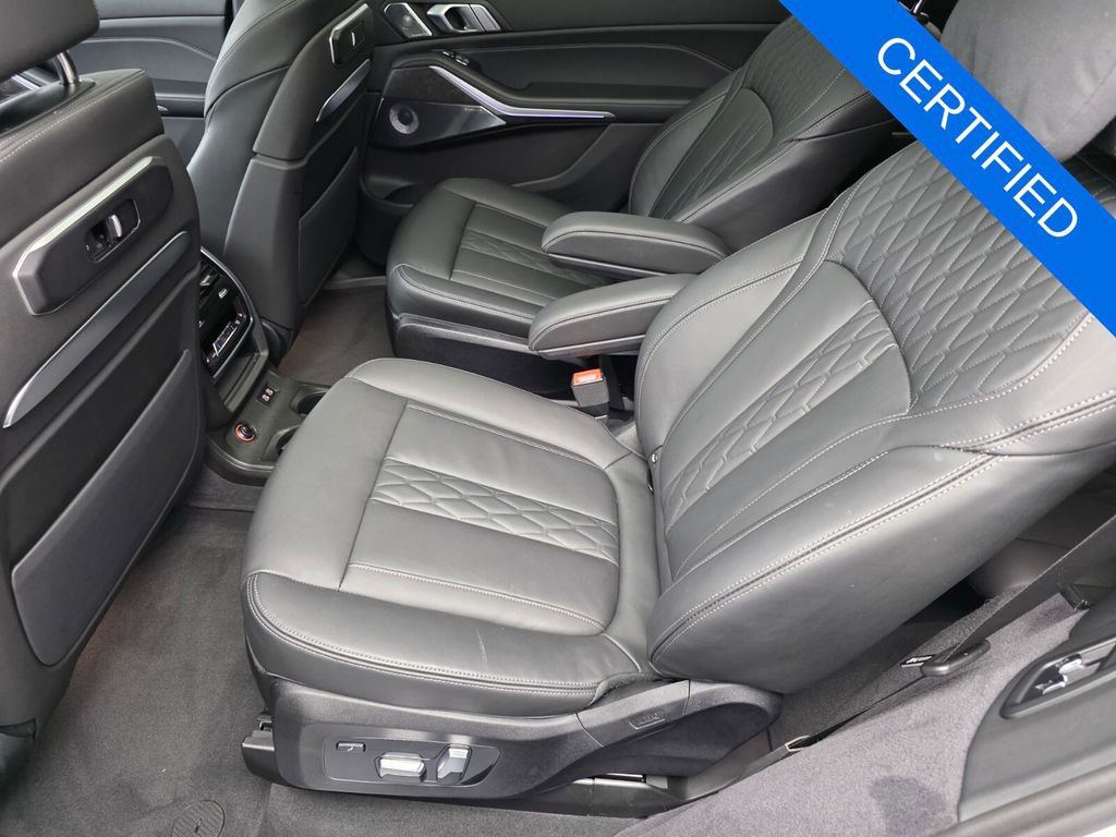 Certified 2025 BMW X7 M60i AWD/4WD image 14