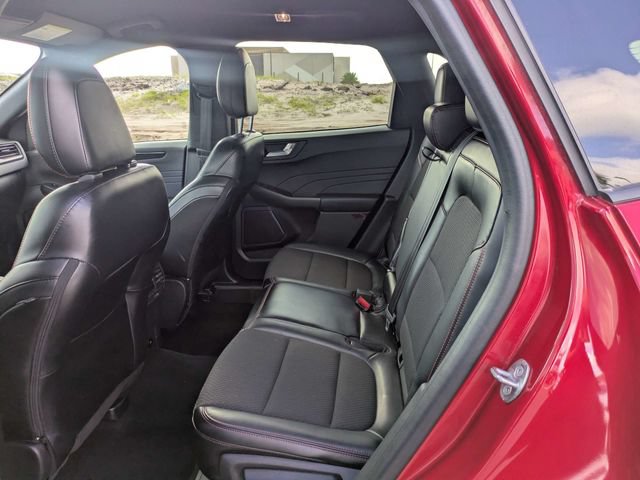 Used 2024 Ford Escape ST-Line AWD/4WD image 14