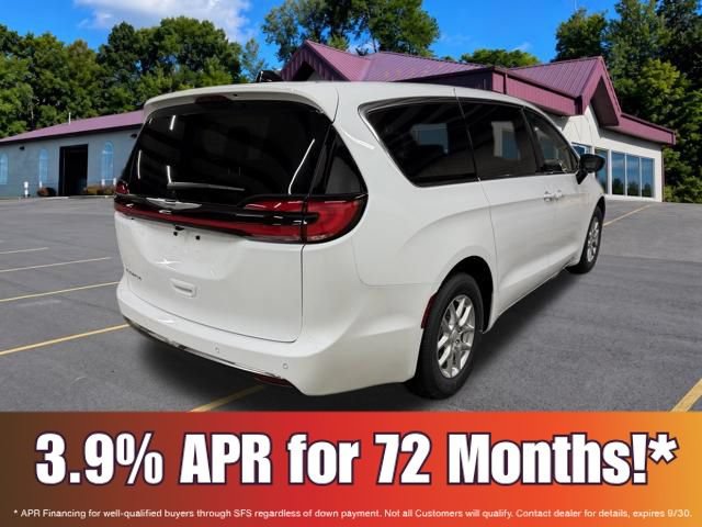 New 2026 Chrysler Pacifica Select FWD image 4