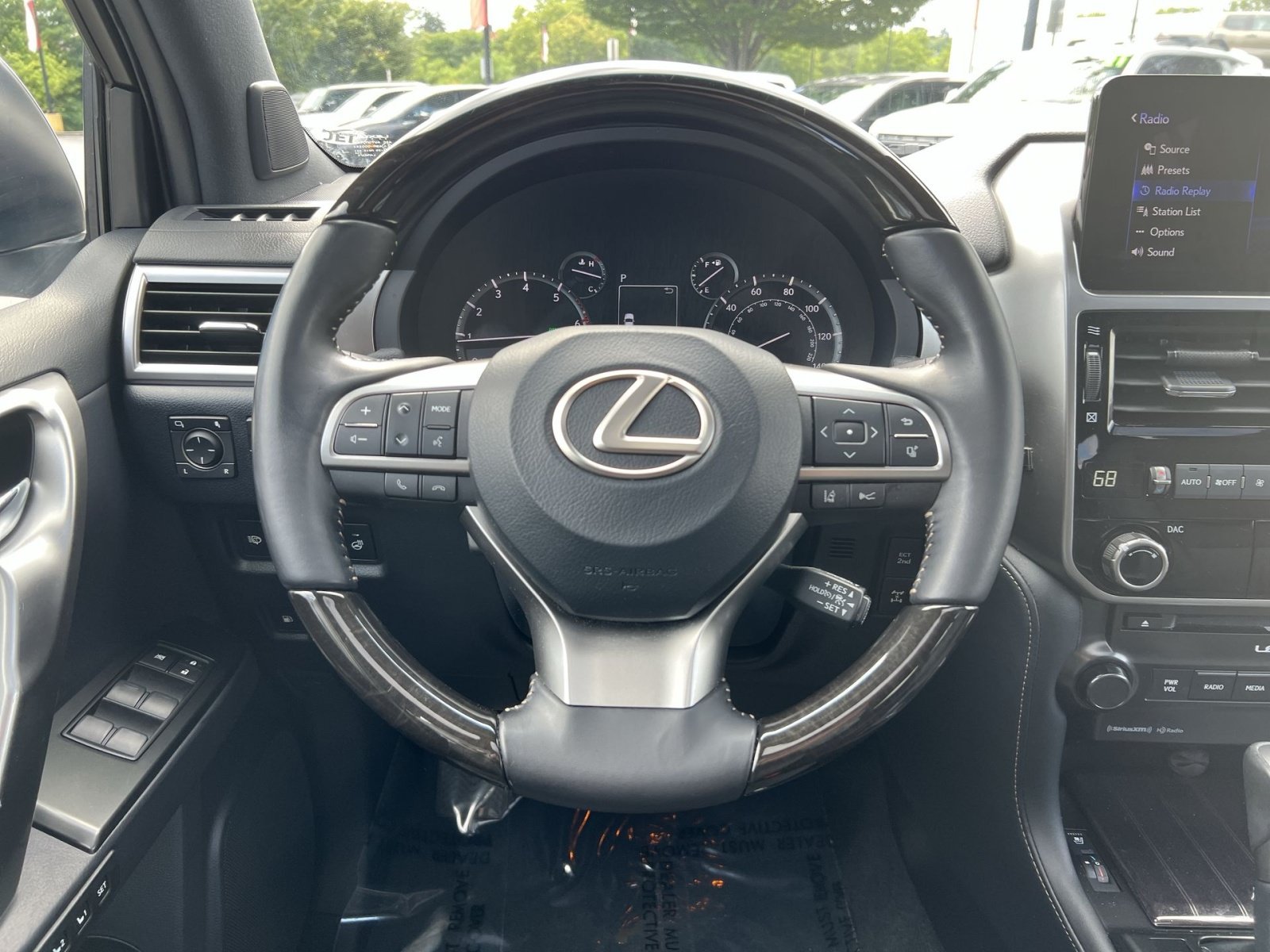 Used 2023 Lexus GX 460 Premium w/ Premium Package AWD/4WD image 16