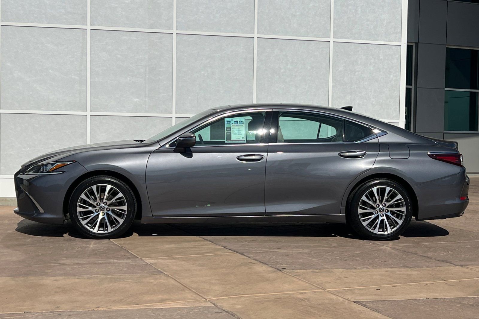 Used 2019 Lexus ES 350 w/ Premium Package image 7
