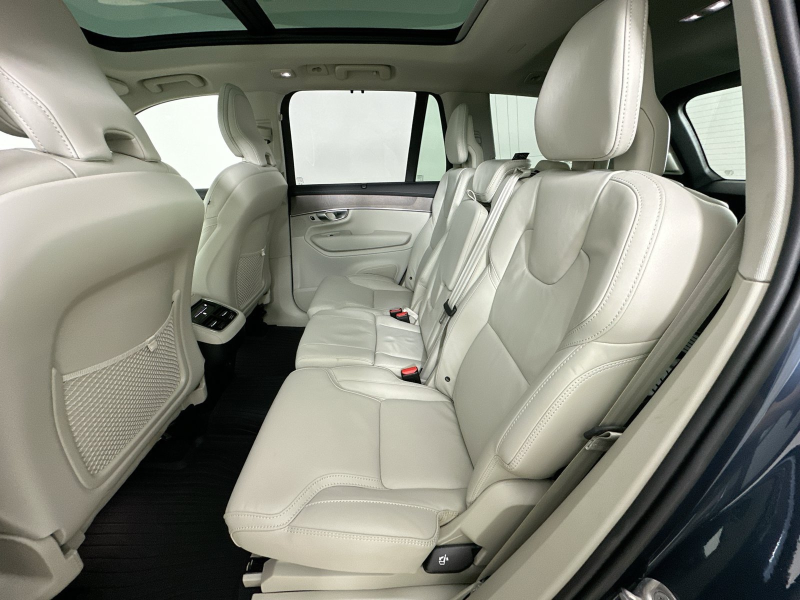 Certified 2026 Volvo XC90 B6 Ultra AWD/4WD image 37