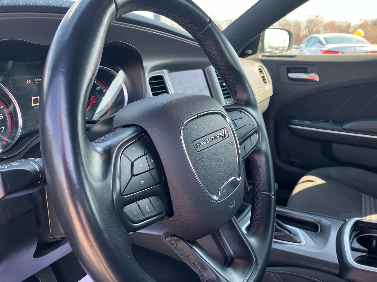 Used 2023 Dodge Charger SXT image 9