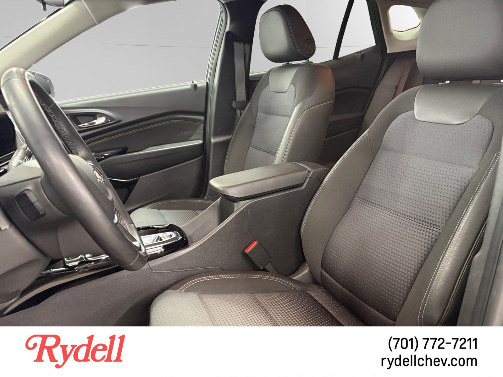 Used 2025 Chevrolet Trax LT w/ Driver Confidence Package FWD image 5