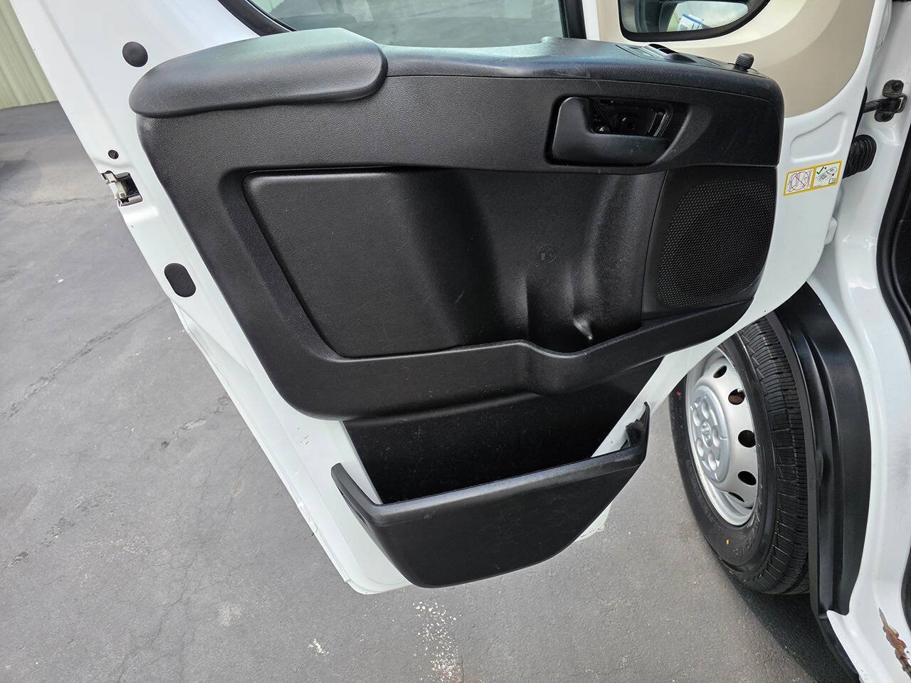Used 2022 RAM ProMaster 2500 FWD image 21