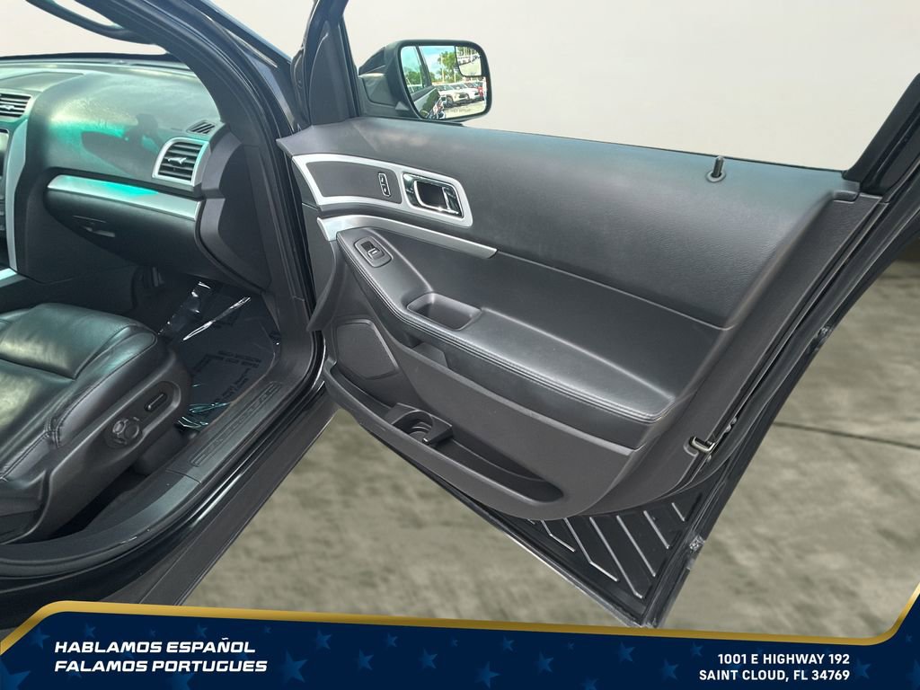 Used 2014 Ford Explorer XLT w/ Equipment Group 202A FWD image 30