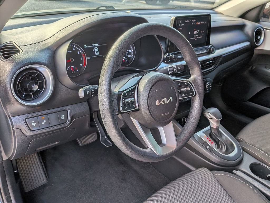 Used 2023 Kia Forte LXS w/ LXS Technology Package FWD image 33