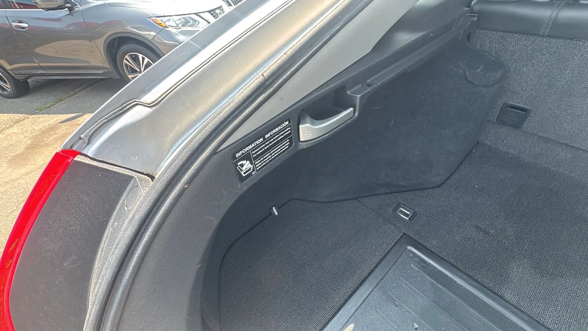 Used 2011 Honda Crosstour EX-L image 19