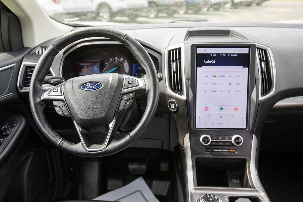 Used 2023 Ford Edge SEL AWD/4WD image 15