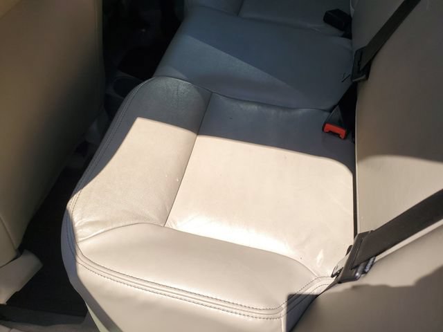 Used 2010 Ford Focus SEL FWD image 26