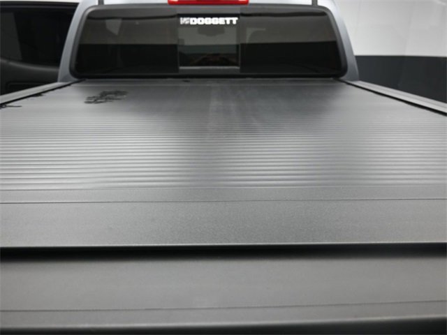 Used 2022 Chevrolet Colorado LT w/ LT Convenience Package image 16