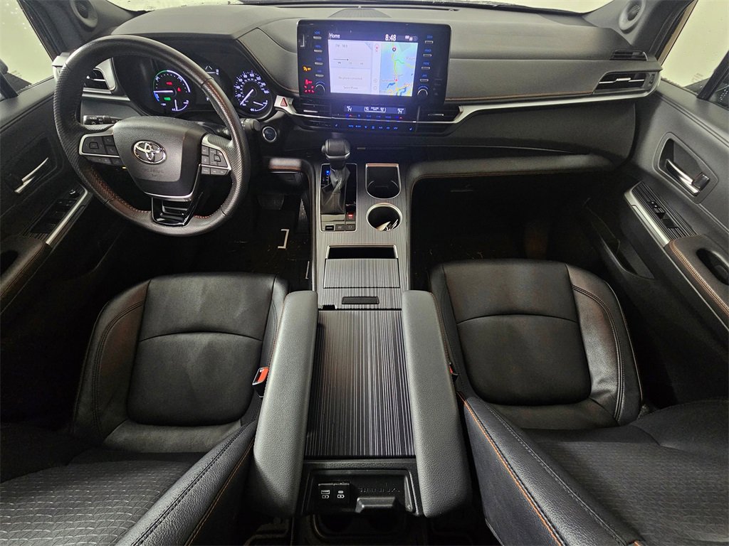 Used 2023 Toyota Sienna XSE image 22