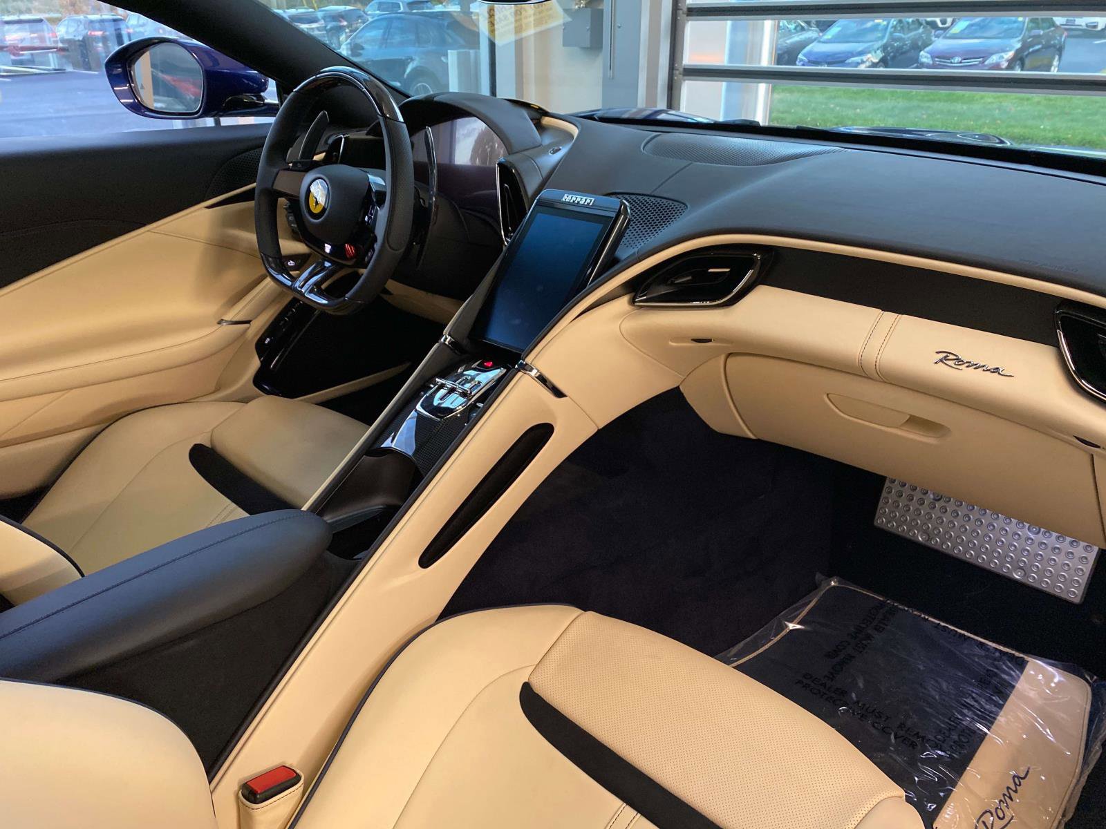 Used 2022 Ferrari Roma image 5