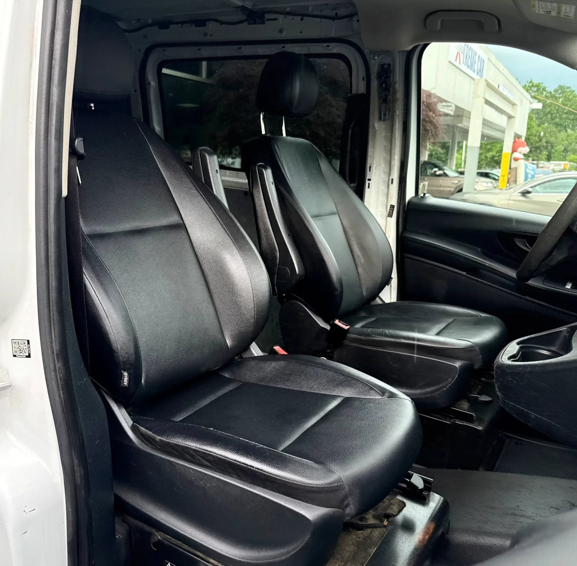 Used 2017 Mercedes-Benz Metris image 27