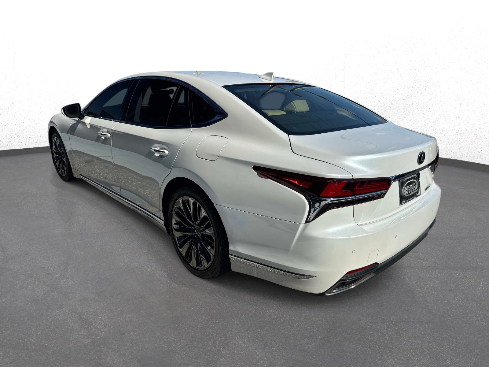 Used 2020 Lexus LS 500 w/ Accessory Package (Z1) RWD image 5