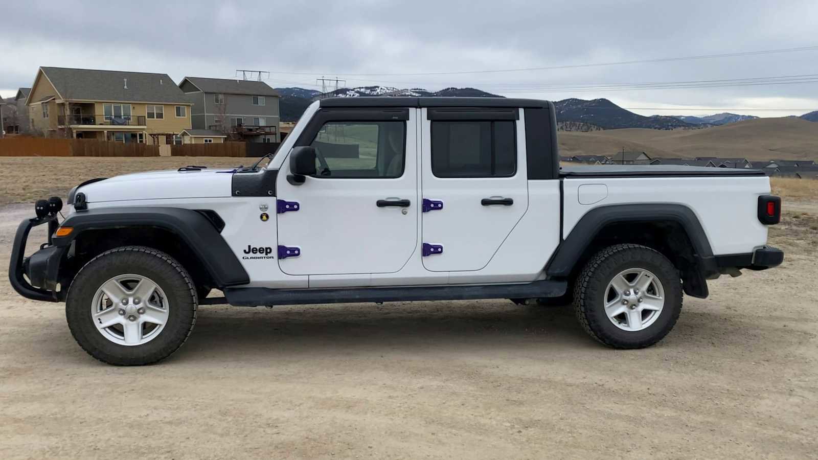 Certified 2020 Jeep Gladiator Sport w/ Quick Order Package 24S image 5