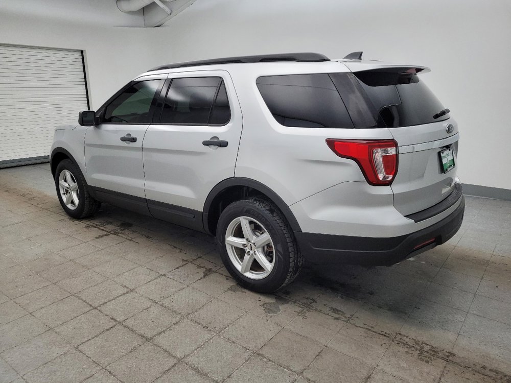 Used 2018 Ford Explorer 4WD image 3