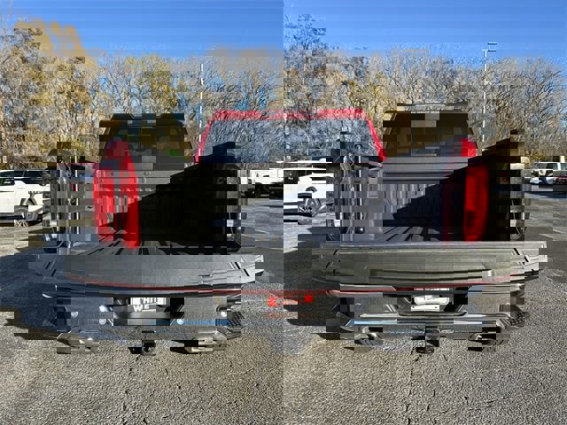 Used 2022 GMC Sierra 1500 SLT w/ SLT Premium Plus Package image 17