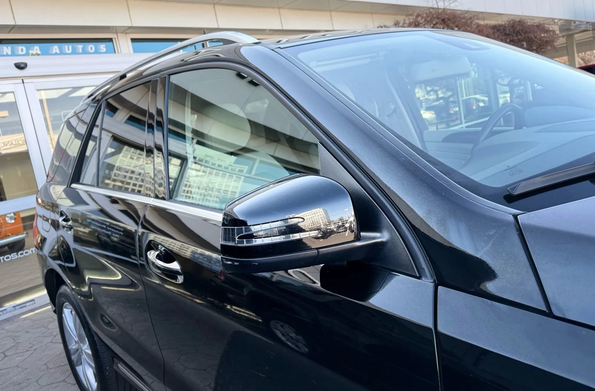 Used 2014 Mercedes-Benz ML 350 4MATIC w/ Premium 1 Package image 46