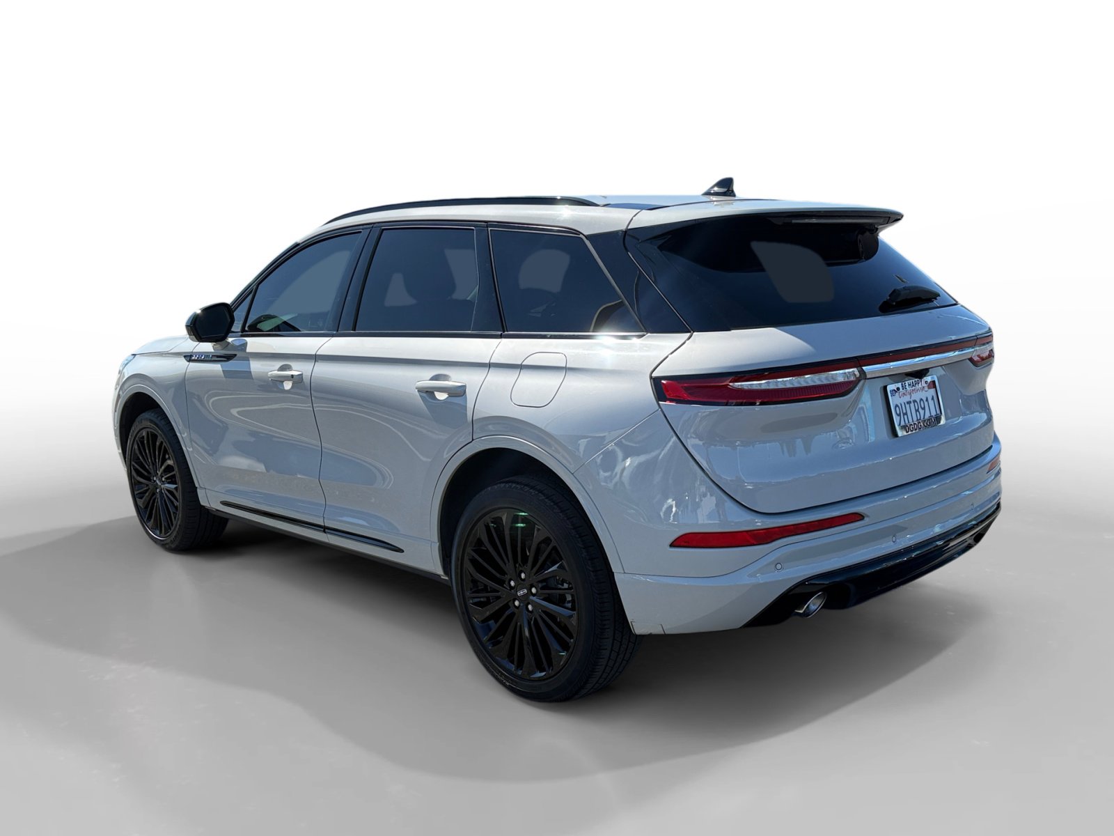 Used 2023 Lincoln Corsair Reserve FWD image 3