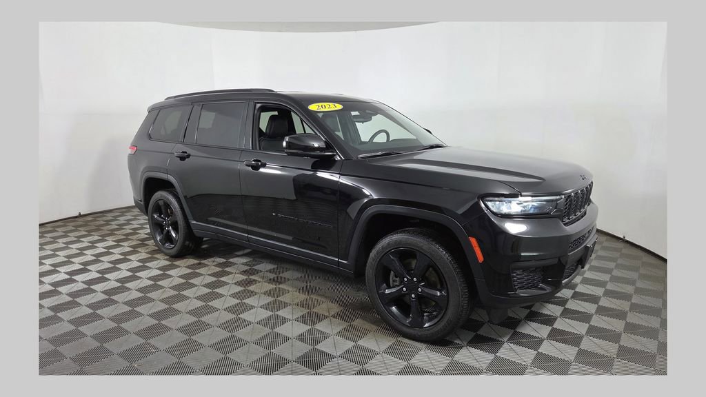 Used 2023 Jeep Grand Cherokee L Laredo