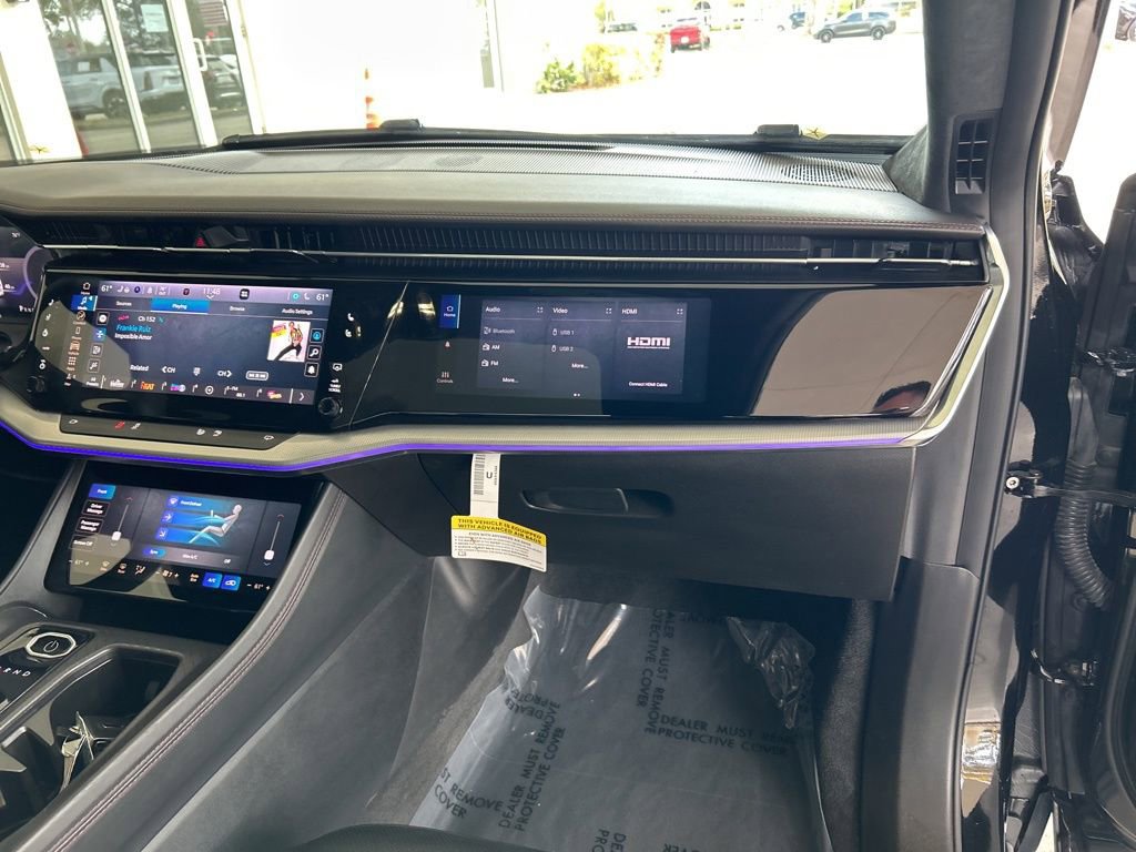 Used 2024 Jeep Wagoneer Launch Edition image 25