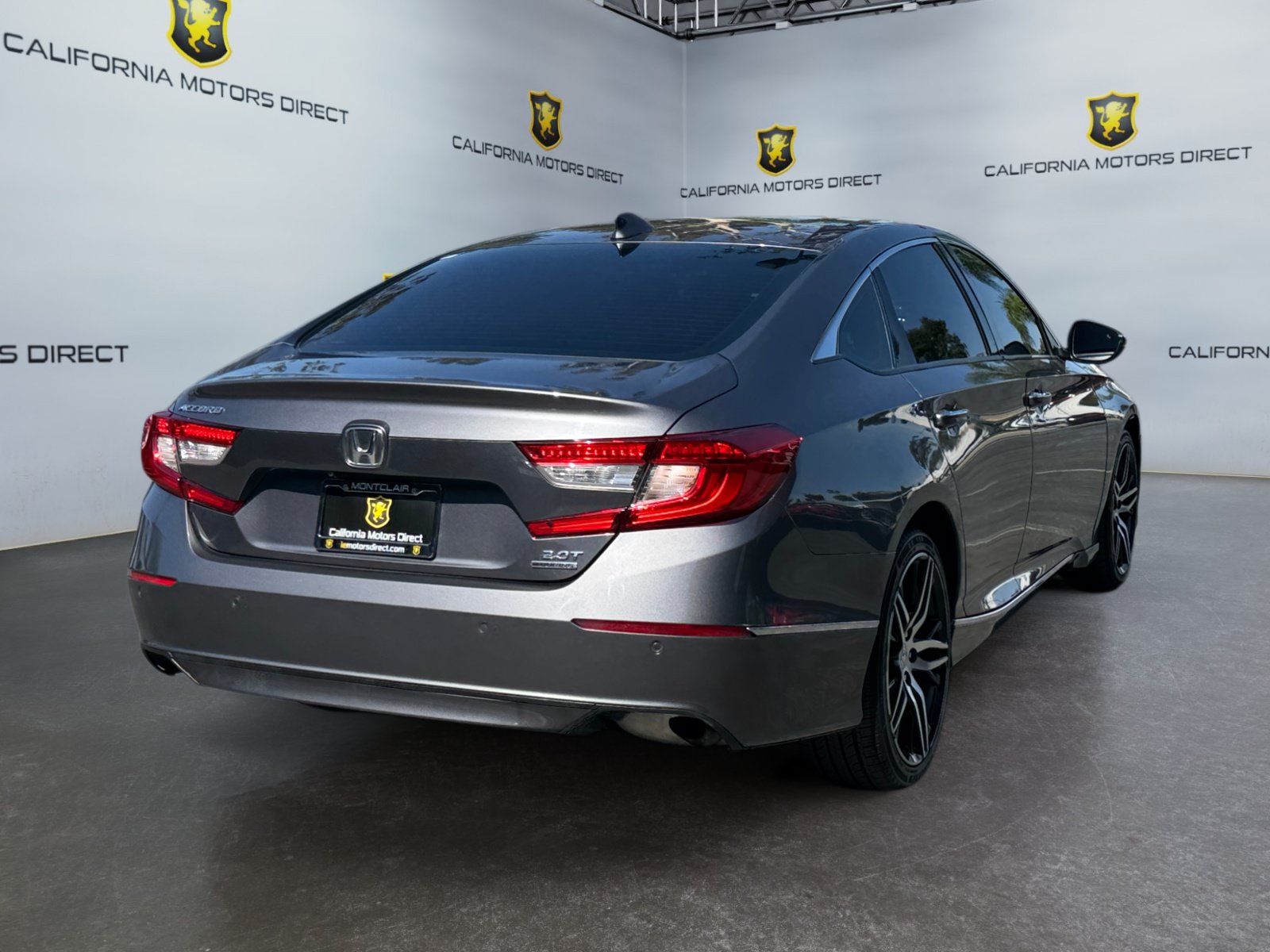 Used 2021 Honda Accord Touring image 5