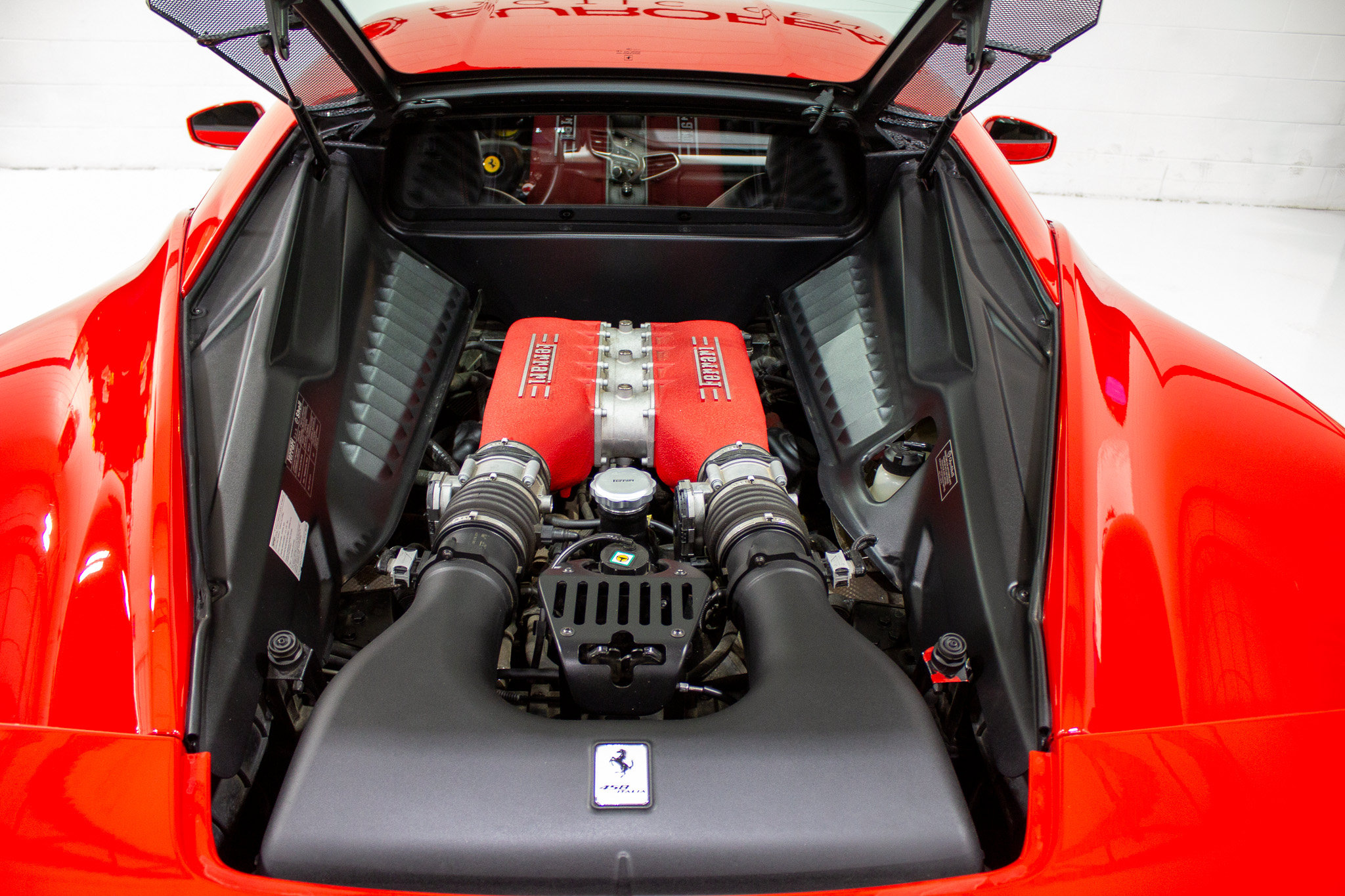 Used 2014 Ferrari 458 Italia Coupe RWD image 34